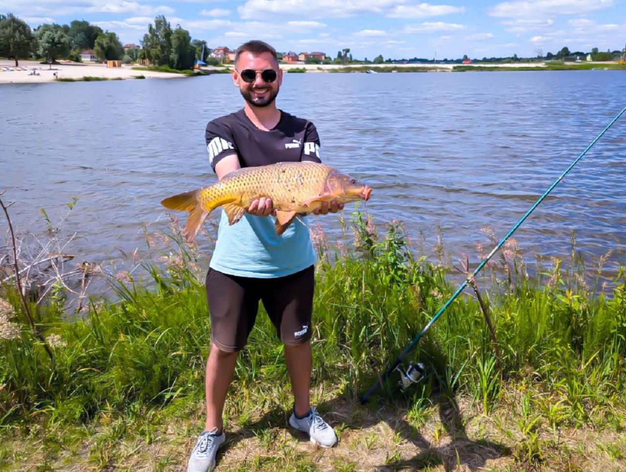 Sherwood Lake Hotel Berezovka  المظهر الخارجي الصورة