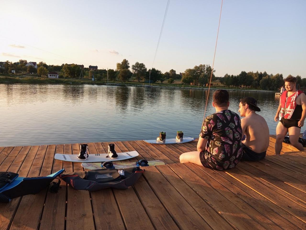 Sherwood Lake Hotel Berezovka  المظهر الخارجي الصورة